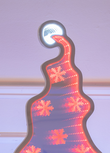 ValueLights Silver Gareth Gonk Infinity Style LED Christmas Decoration (57cm x 15cm x 20cm)