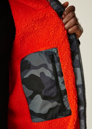 Regatta Grey Black Camo Adult Changing Waterproof Hydrofort Robe