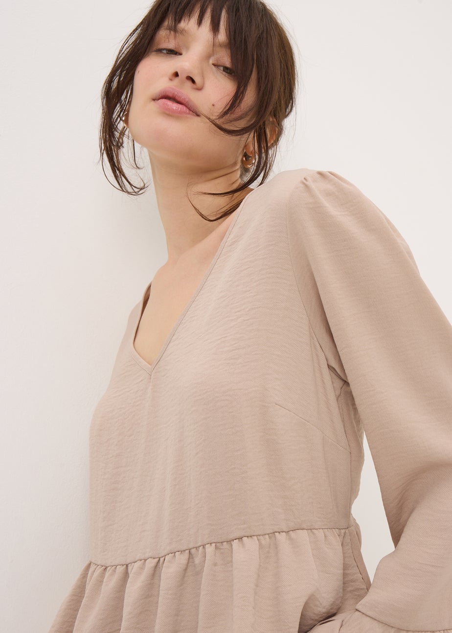 Stone V-Neck Ruffle Blouse