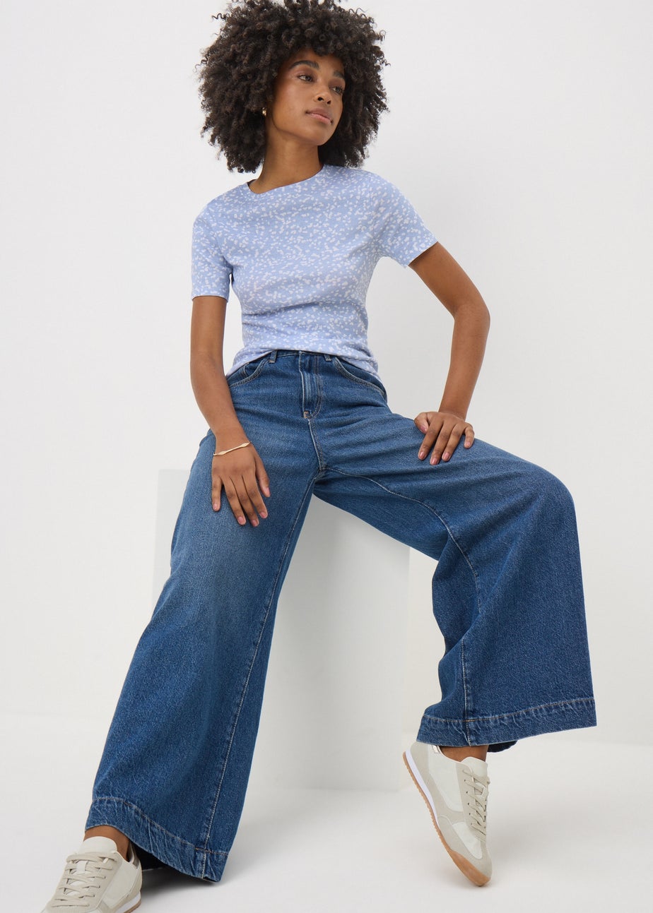 Blue Spot Fitted T-Shirt