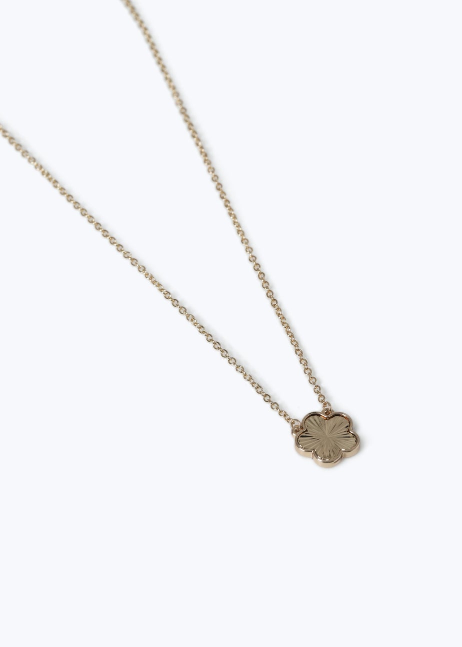 Muse Gold Flower Pendant Necklace