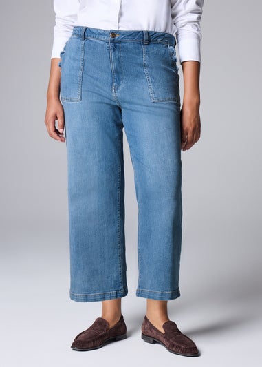 Midwash Scalloped Edge Cropped Jeans