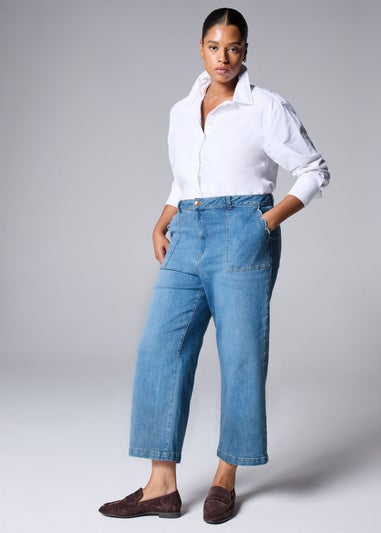 Midwash Scalloped Edge Cropped Jeans