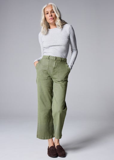 Green Scallop Edge Crop Jeans