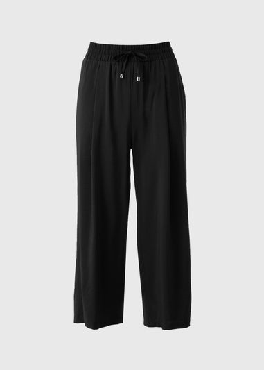Black Airflow Cropped Trousers