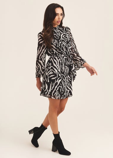 Gini London Black Zebra Frill Flared Sleeve Shift Dress