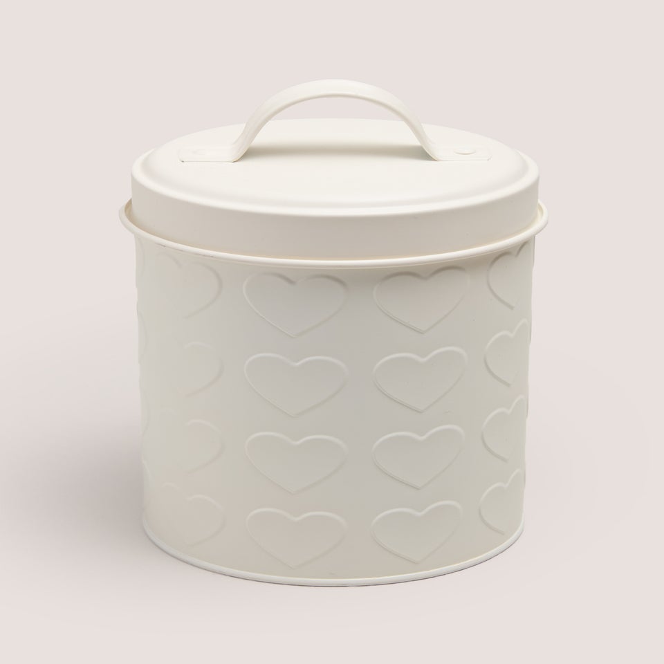 Cream Heart Embossed Small Tin
