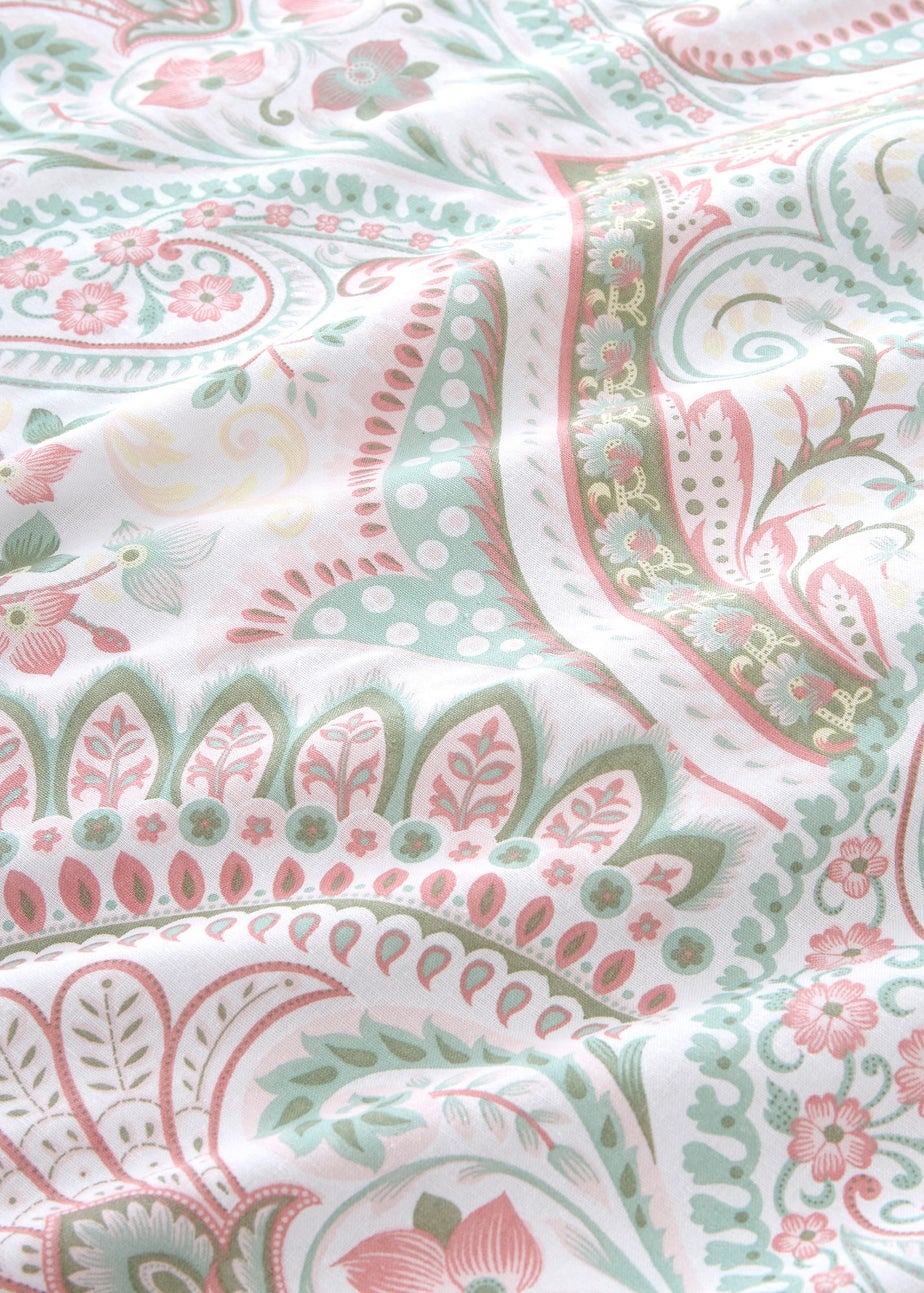 Dreams & Drapes Design Palais Reversible Green Duvet Cover Set