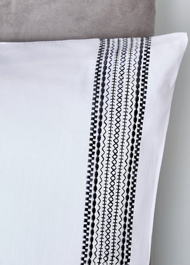 Appletree Boutique Embroidered Bands Black Duvet Cover Set