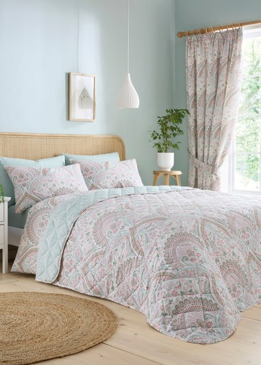 Dreams & Drapes Design Palais Quilted Green Bedspread