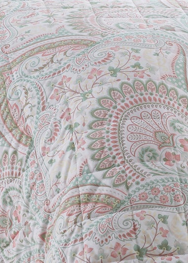 Dreams & Drapes Design Palais Quilted Green Bedspread