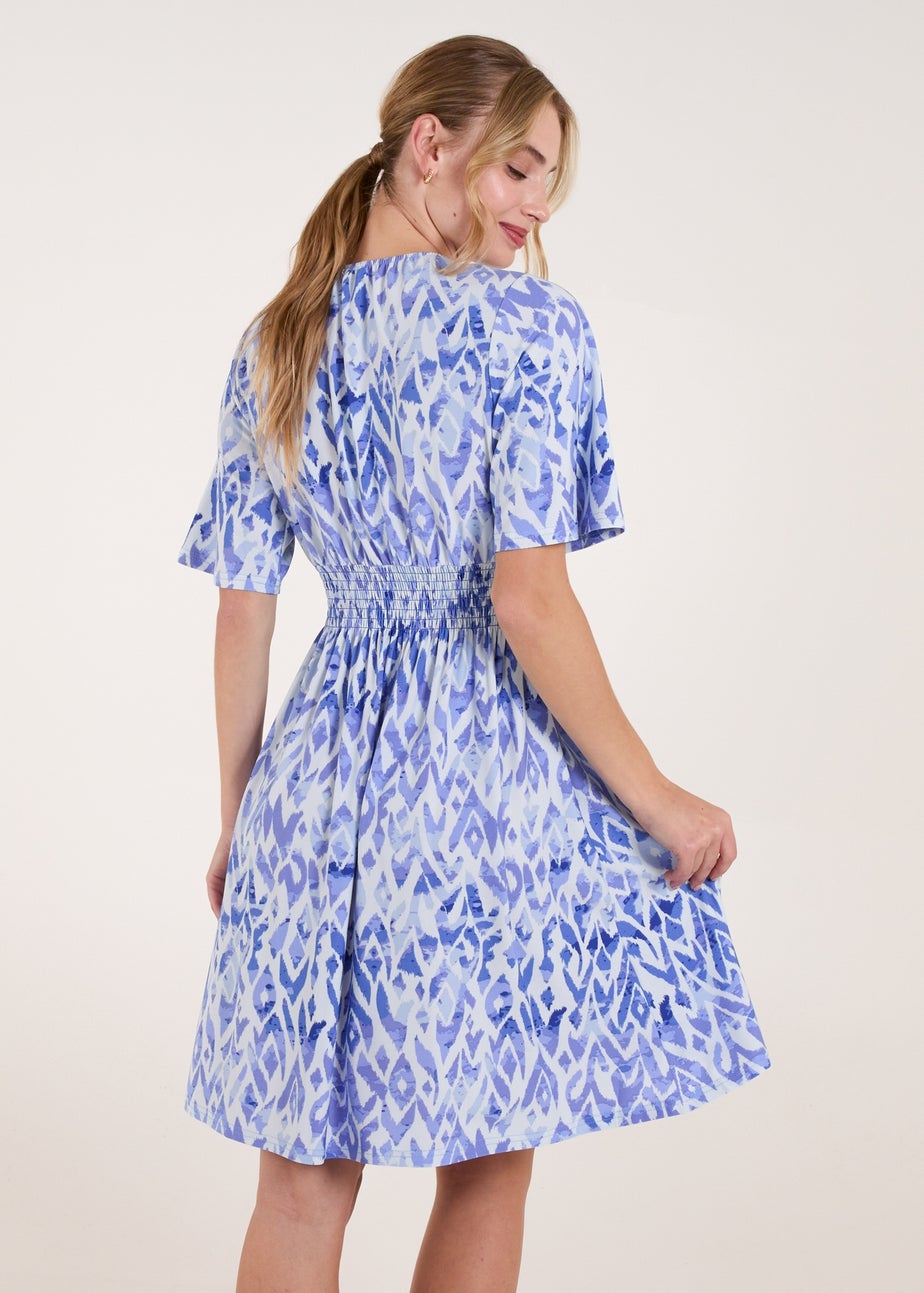 Blue Vanilla Blue Abstract Shirred Waist V Neck Dress