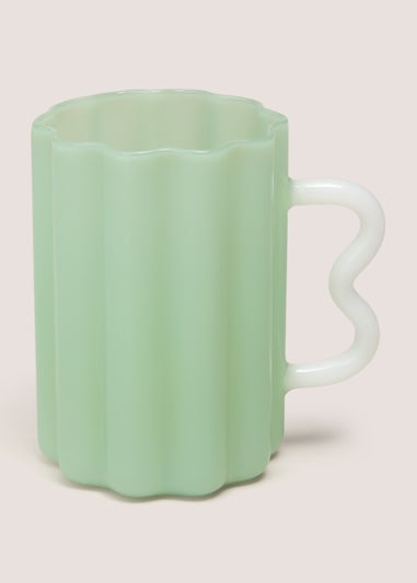 Green Scallop Edge Glass Mug