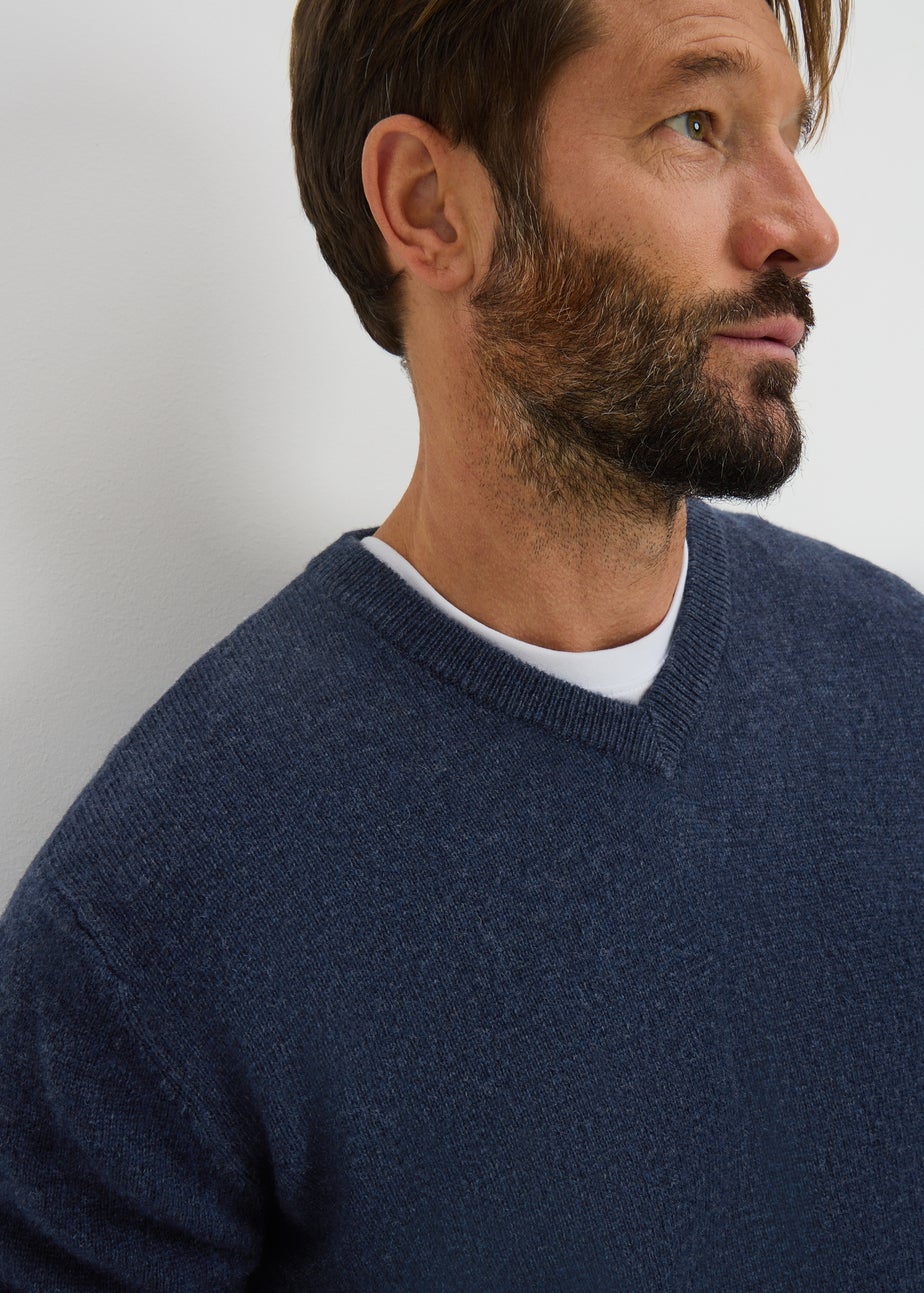 Lincoln Navy Lambswool V Neck Jumper