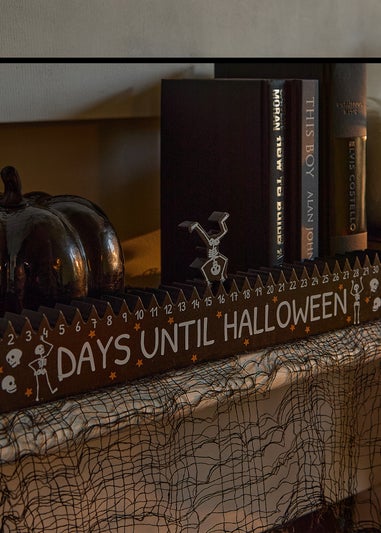 Black Halloween Countdown
