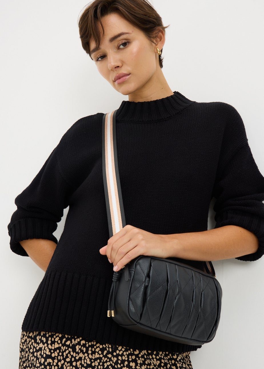 Women's Black Quilted Camera Bag