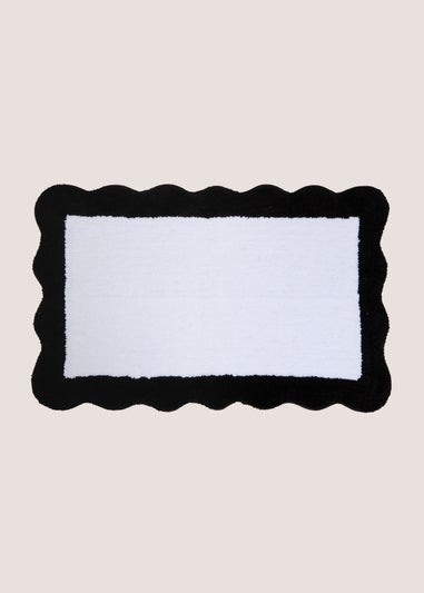 Black & White Scallop Edge Bath Mat