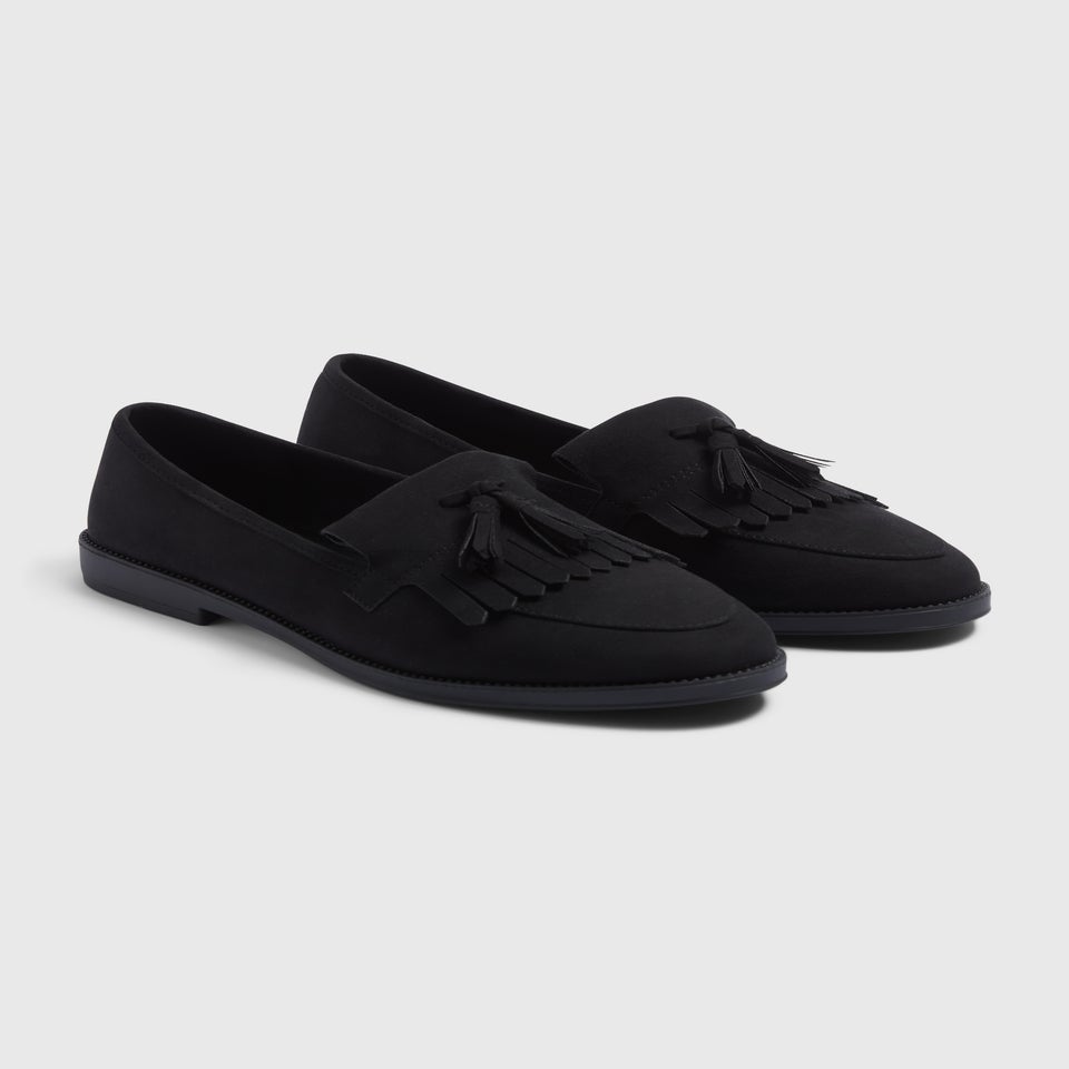 Black Tassel Loafer