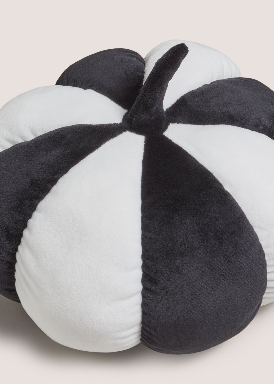 Black & White Shaped Pumpkin Cushion