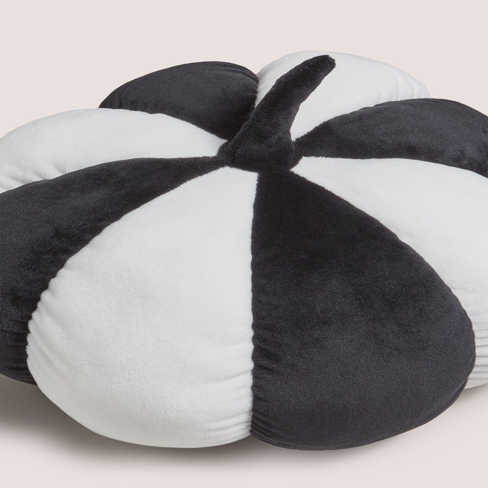 Black & White Shaped Pumpkin Cushion