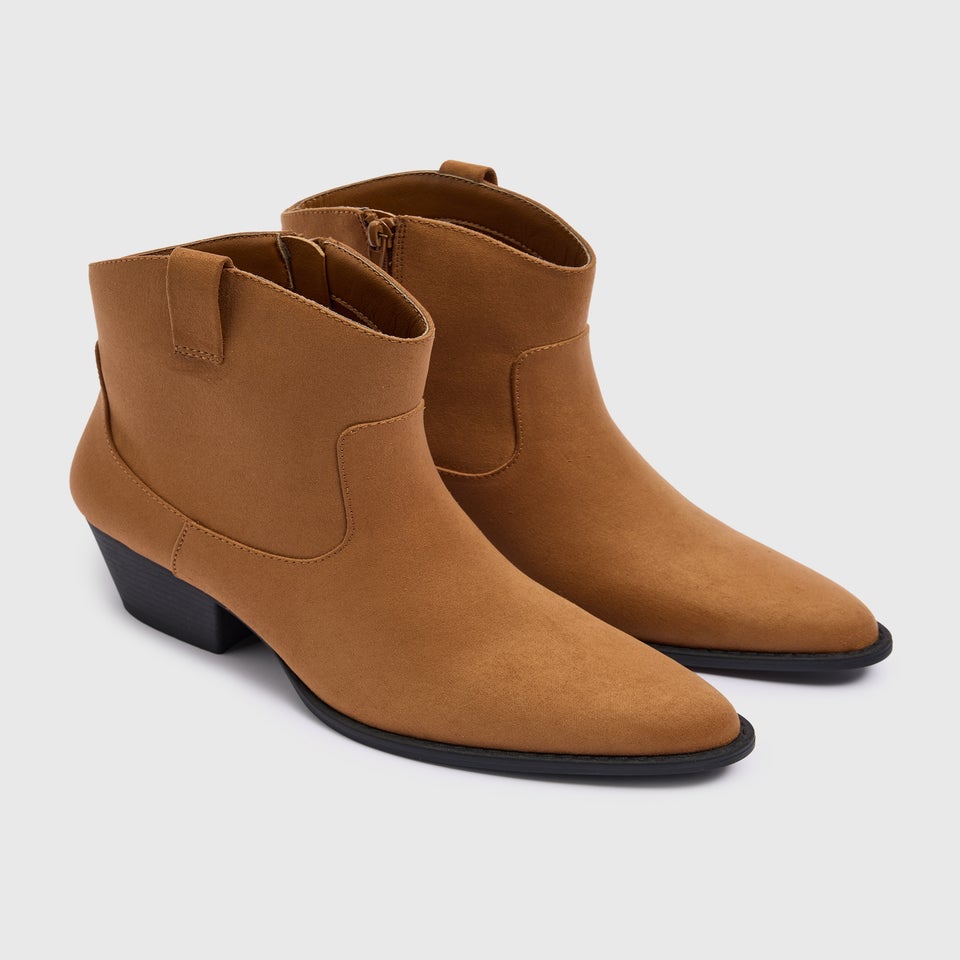 Tan Western Boots