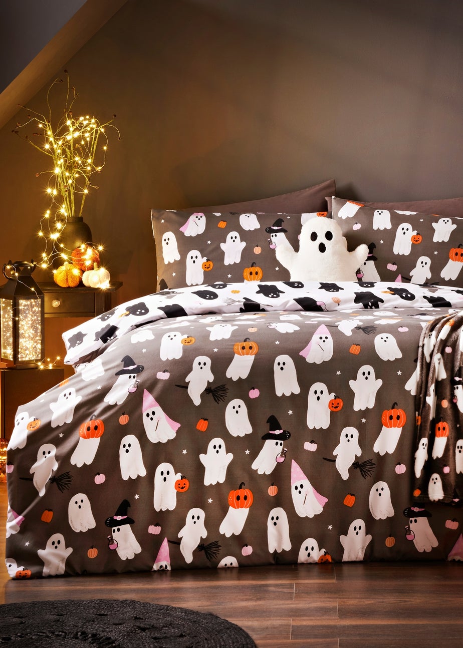 Grey Halloween Ghost Duvet Set
