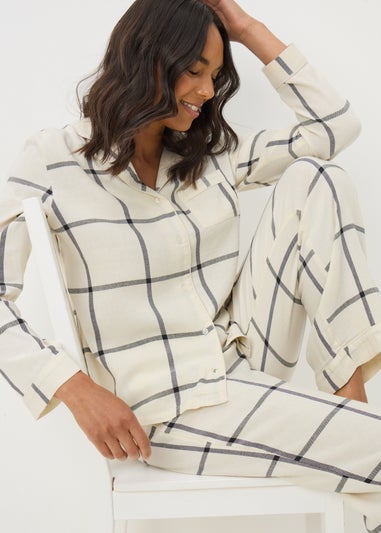 Cream Traditional Pyjama Set