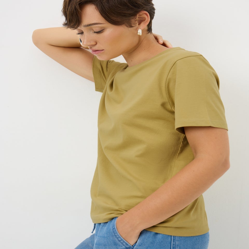 Green Regular Fit T-Shirt