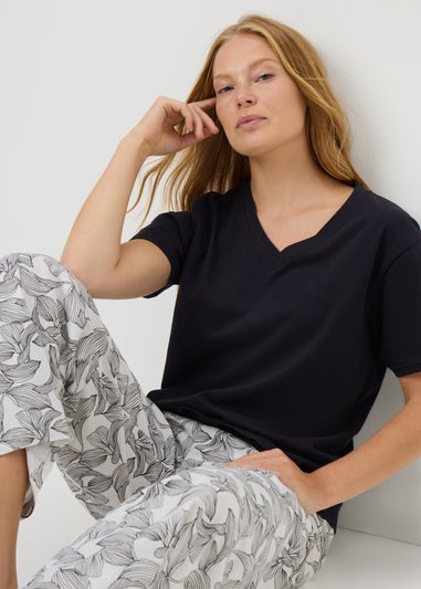 Black & White Leaf Print Pyjama Set