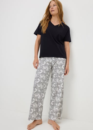 Black & White Leaf Print Pyjama Set