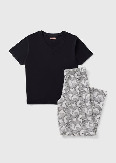 Black & White Leaf Print Pyjama Set