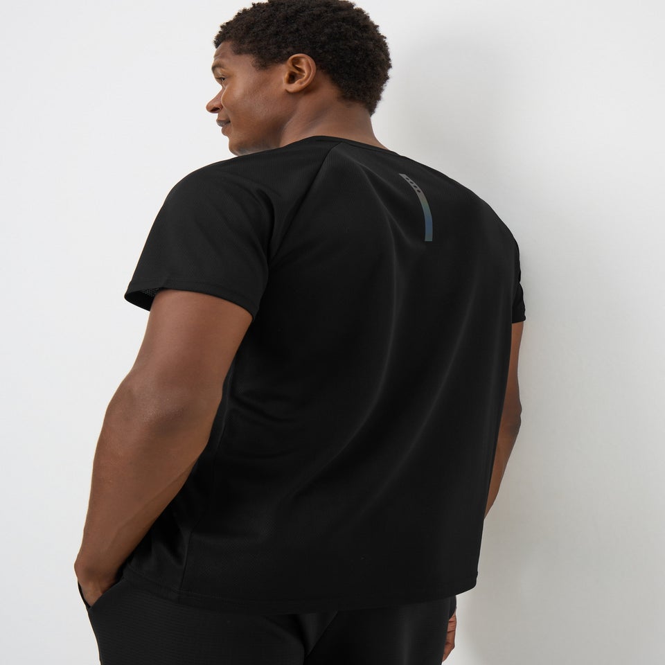 Souluxe Black Basic Solid Sports T-Shirt