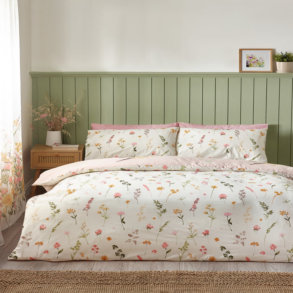 Catherine Lansfield Countryside Floral Reversible Duvet Cover Set Pink