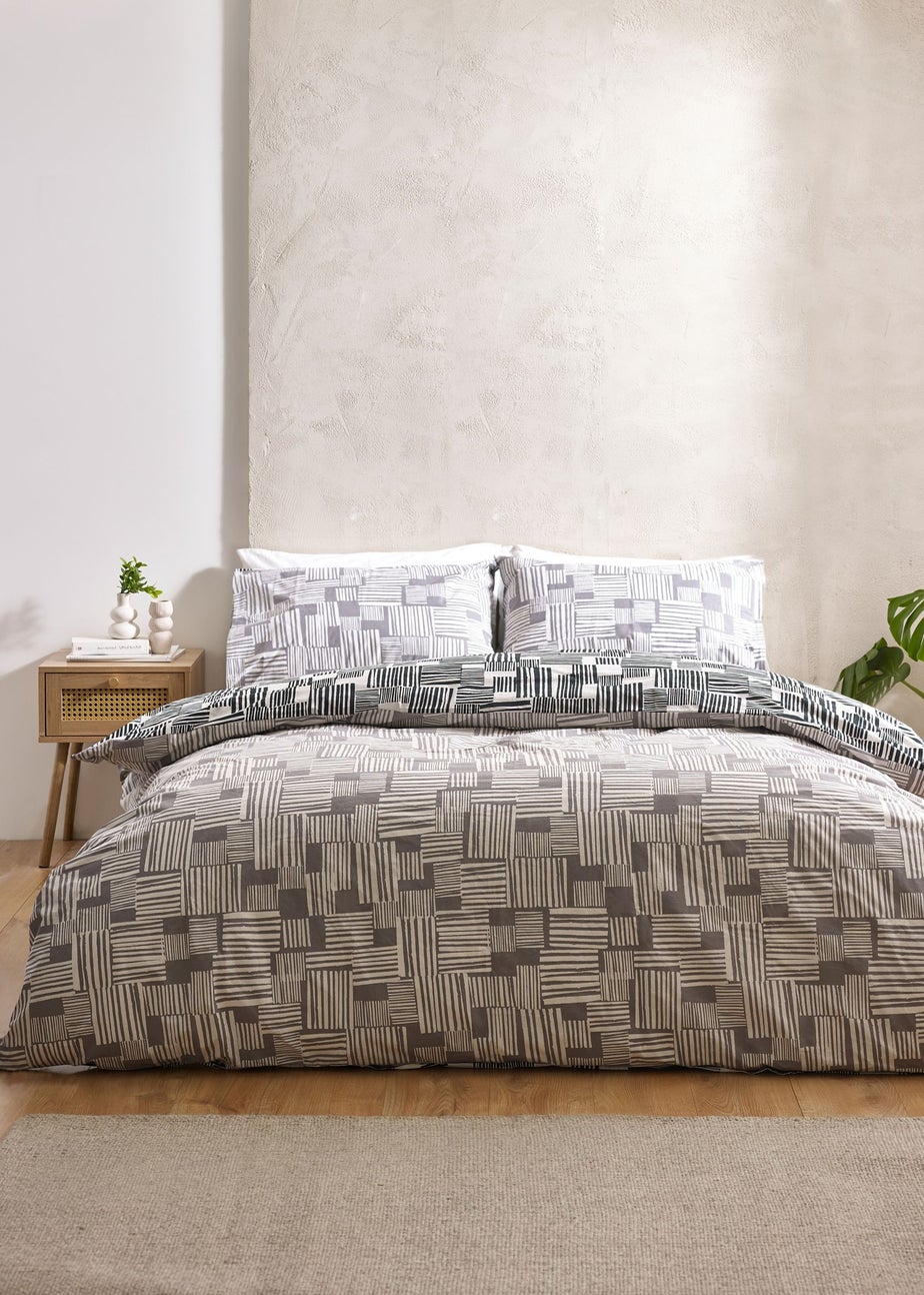 Catherine Lansfield Blocks Reversible Duvet Cover Set Black