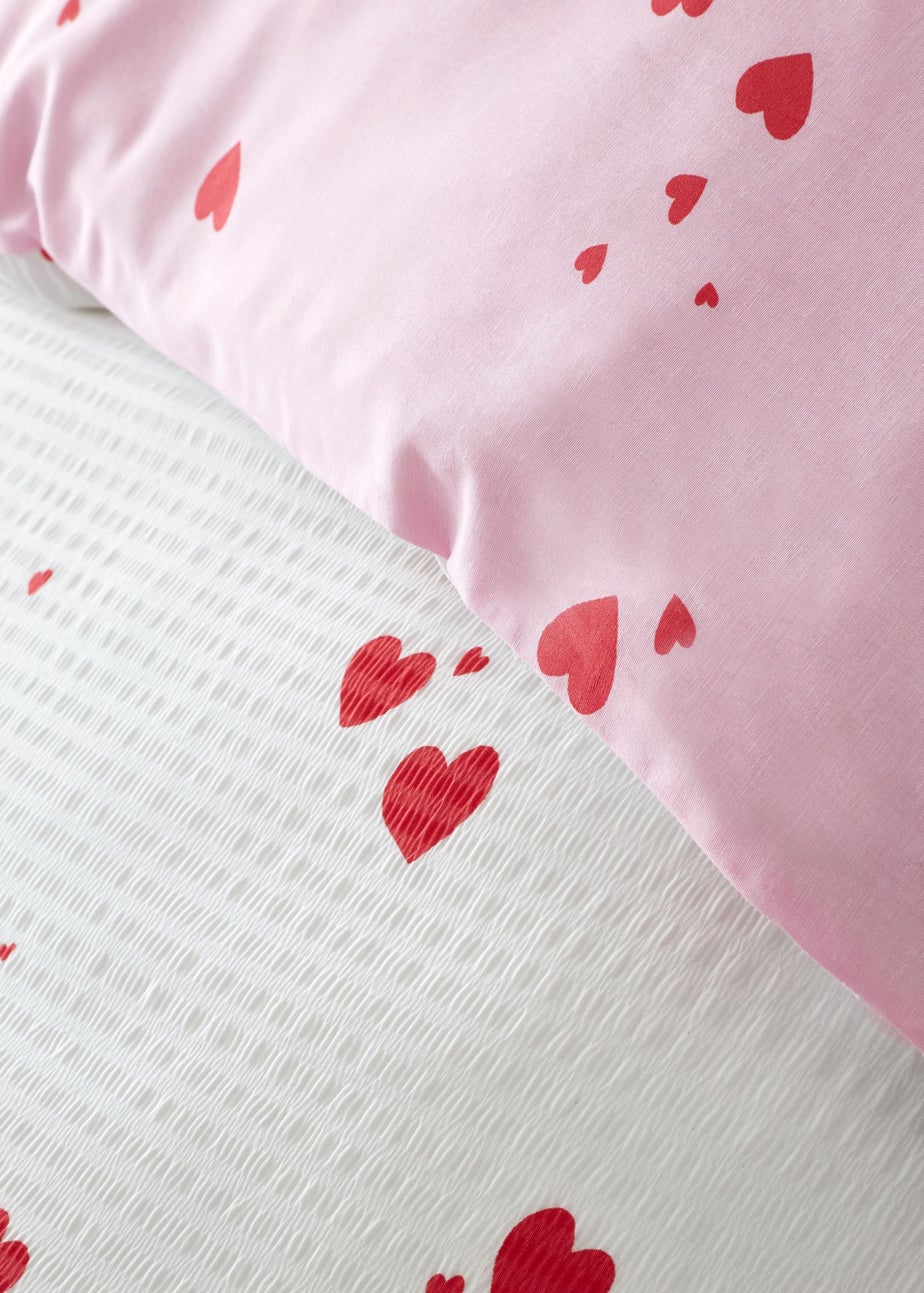 Catherine Lansfield Seersucker Heart King Duvet Cover Set White / Red