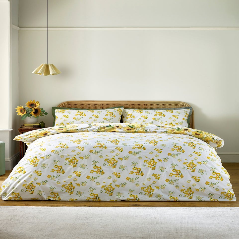Catherine Lansfield Sunflowers Reversible Duvet Cover Set Yellow