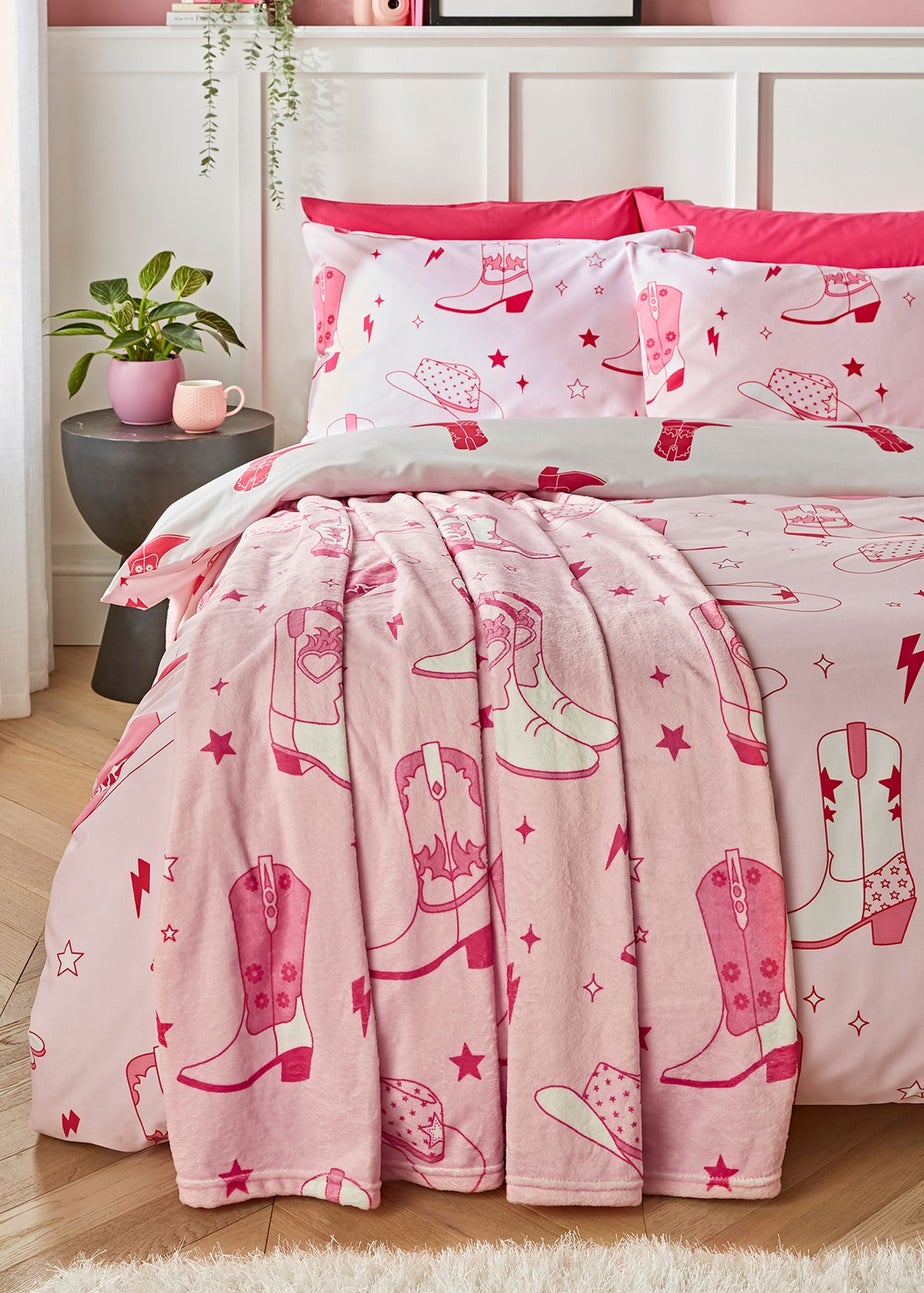 Sassy B Cowgirl Boots Cosy Fleece 200x240cm Oversized Blanket Throw Pink