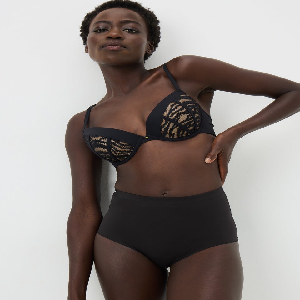 2 Pack Black & Nude Supersoft Smoothing Full Briefs