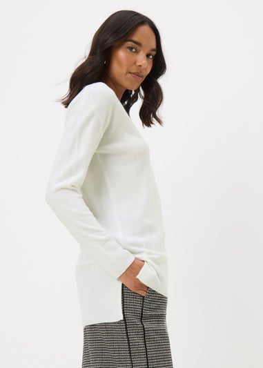 V-neck Plain Cream Jumper