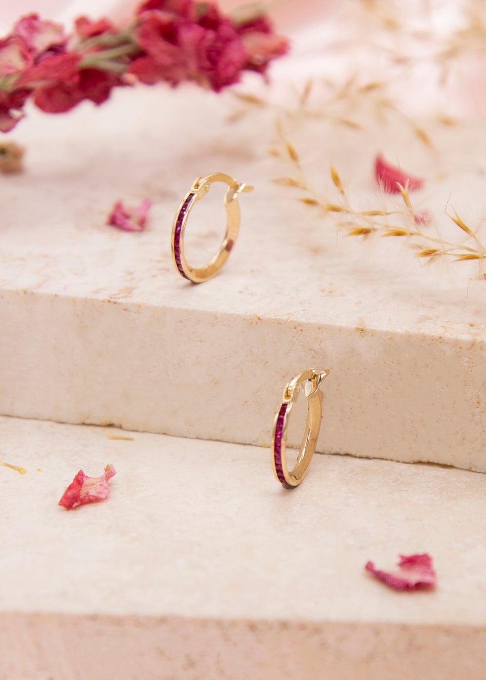 Golden Moments 9ct Yellow Gold Round Red CZs Endless Slim Hoop Earrings