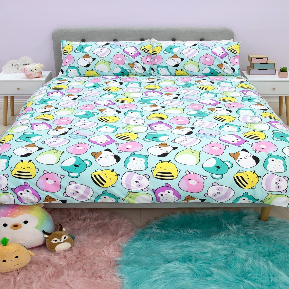 Squishmallows White Happy Brushed Microfiber Duvet Cover Set
