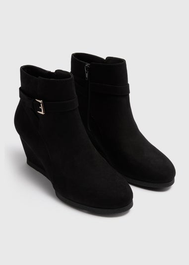 Black Casual Wedge Boots