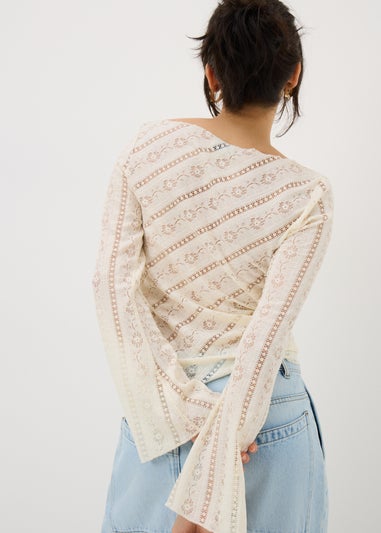 Cream Lace Long Sleeve Top