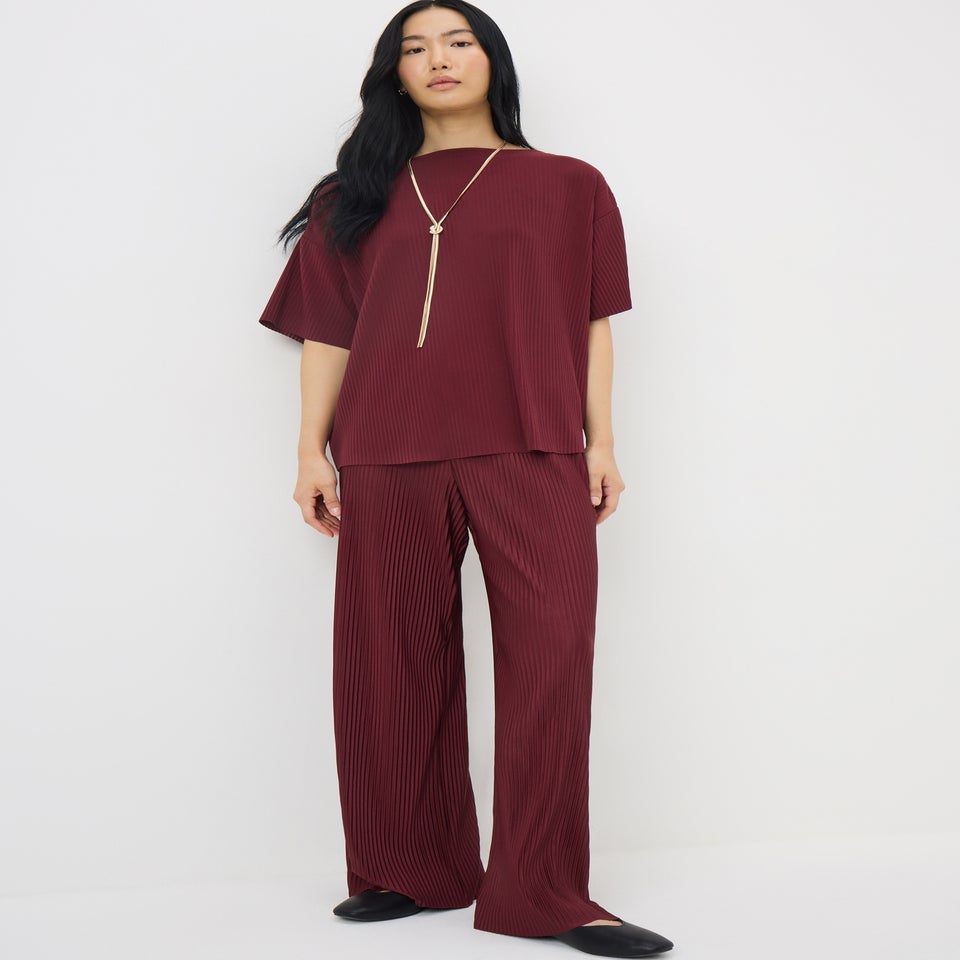 Burgundy Woven Plisse Co Ord Trousers