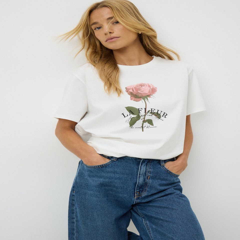 White Rose Graphic T-Shirt