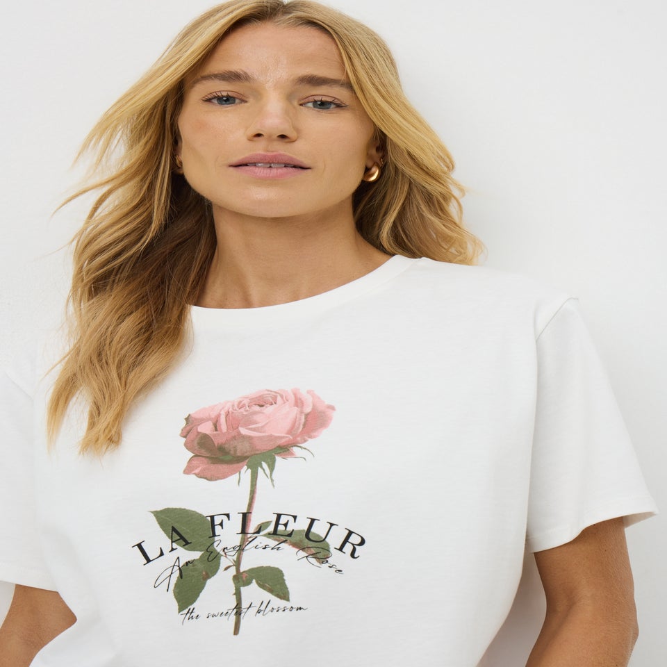 White Rose Graphic T-Shirt