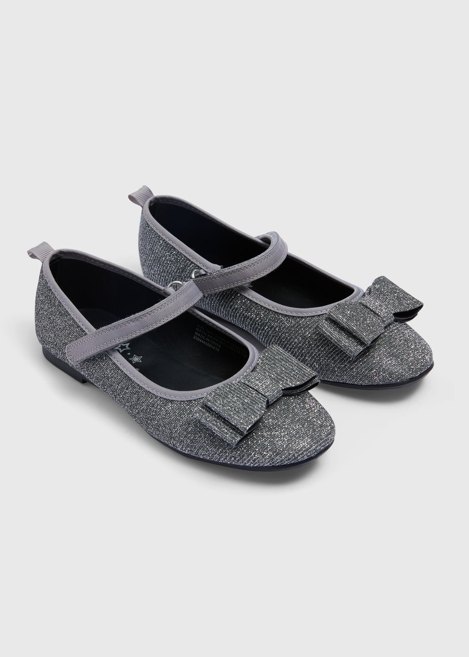 Girls Silver Bow Ballet Flats (Younger 10- Older 5)