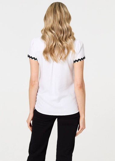 Izabel London White Zig Zag Trim Short Sleeve Shirt