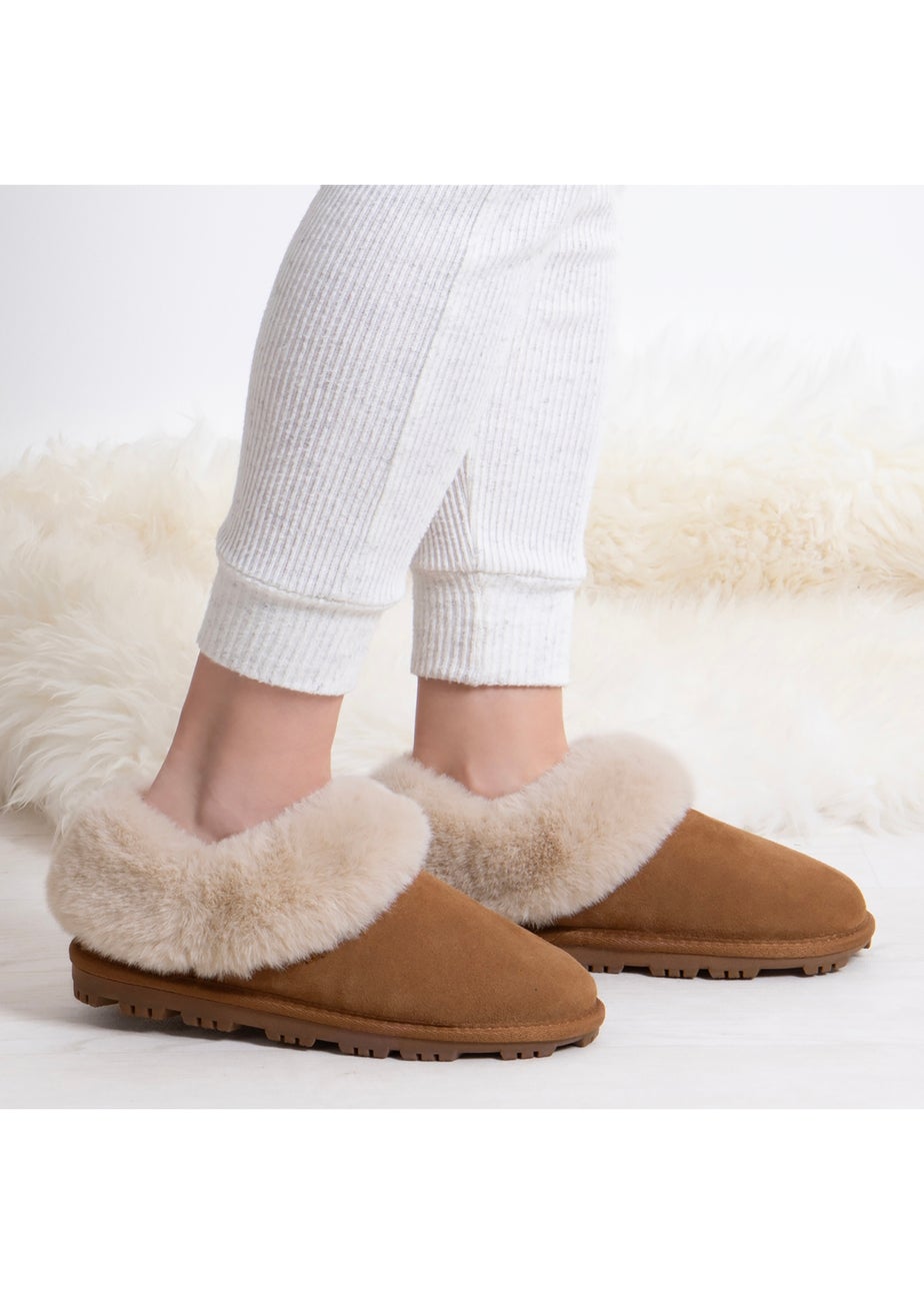 Totes Isotoner Tan Genuine Suede Bootie With Fur Cuff & Lining