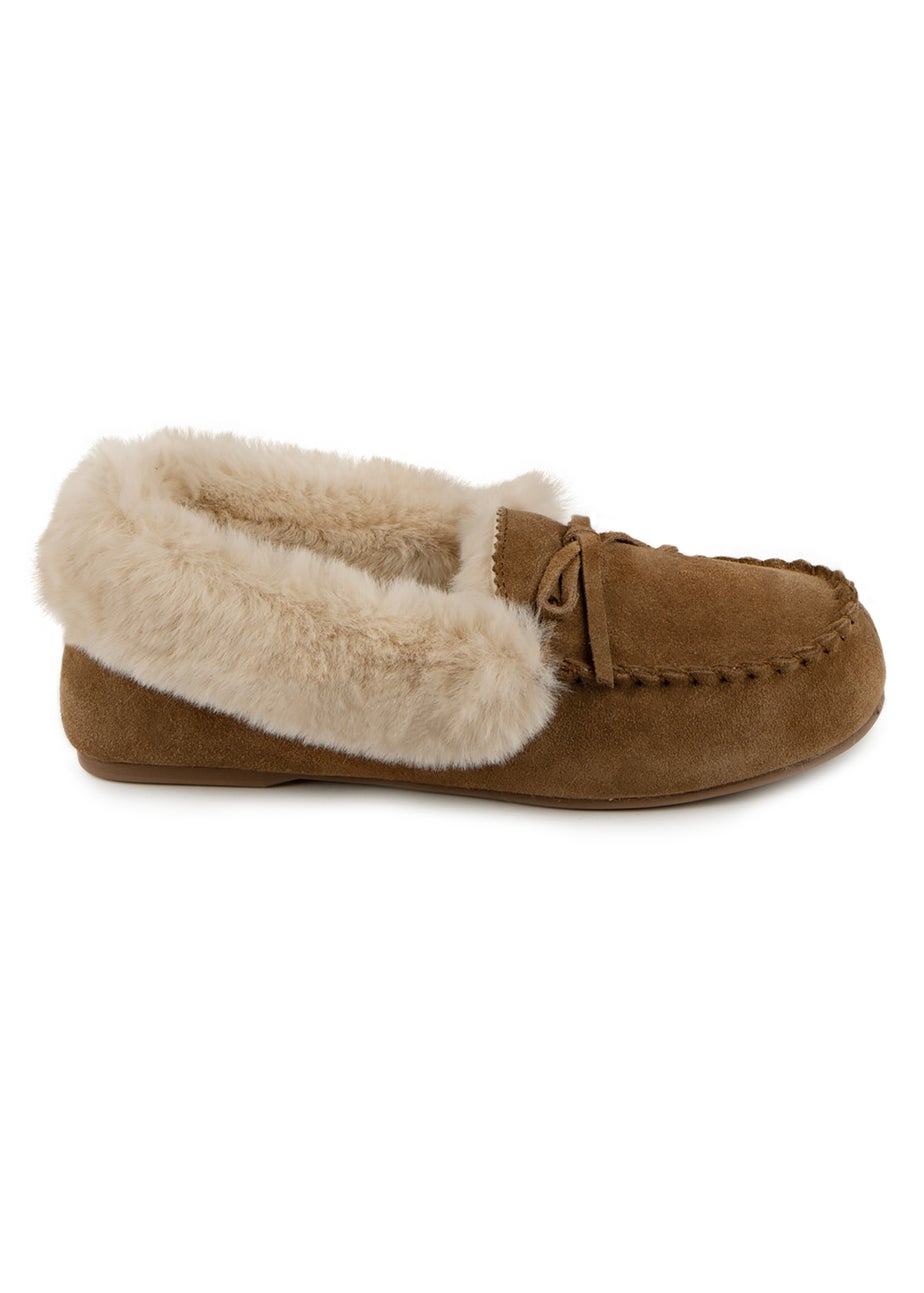 Totes Isotoner Tan Genuine Suede Moccasin with Faux Fur Lining